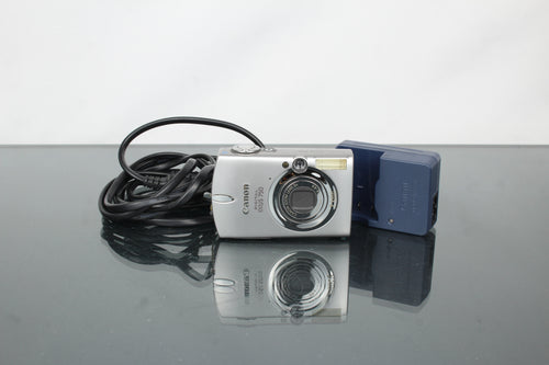 Canon IXUS 750