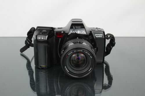 Minolta Dynax 7000i + 50mm Lens