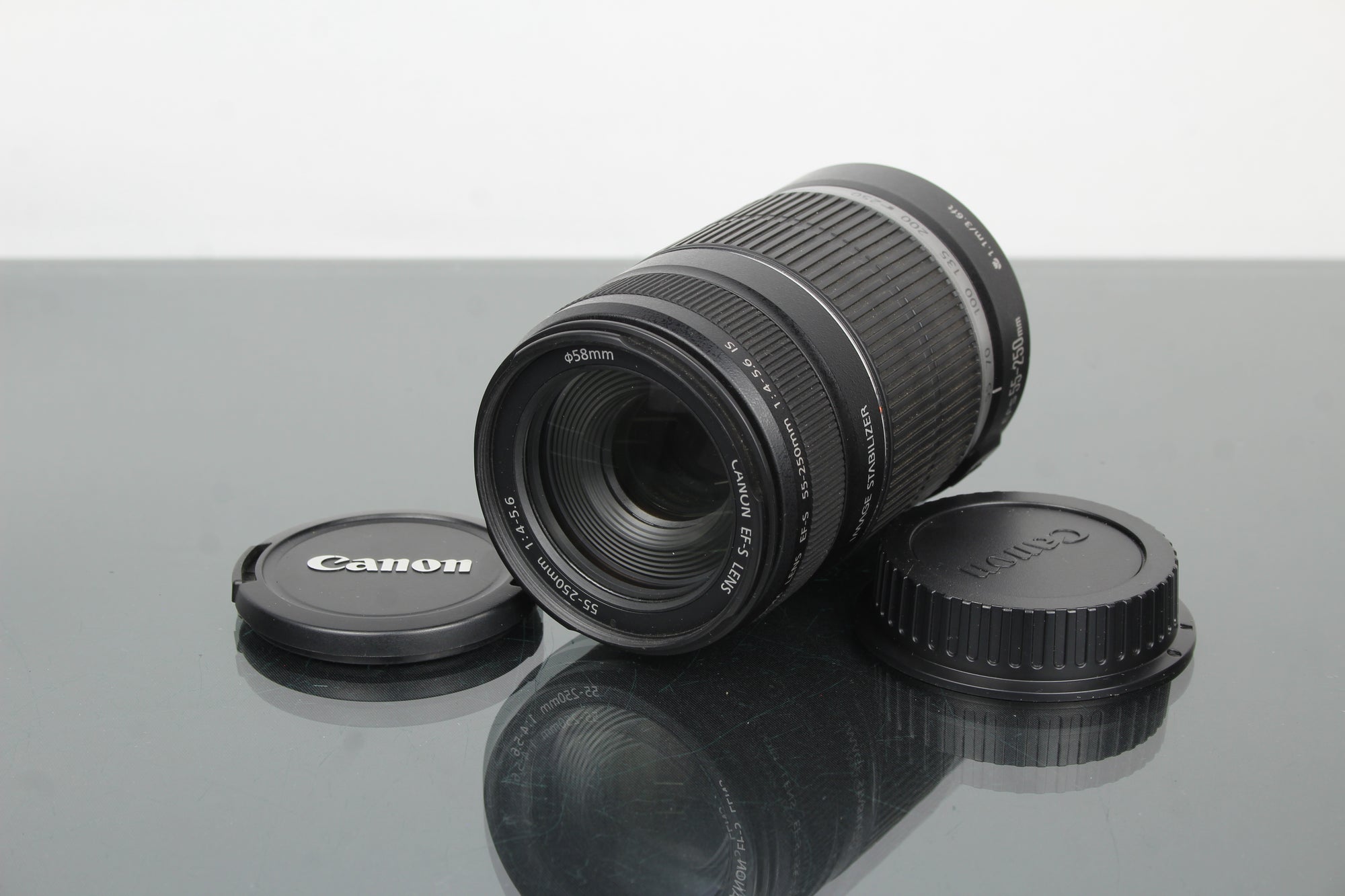 Objektiv Canon EF-S 55-250mm 1:4-5.6