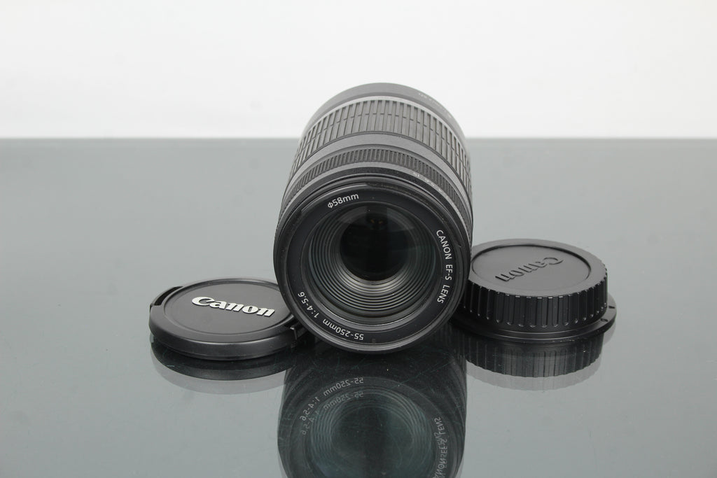 Objektiv Canon EF-S 55-250mm 1:4-5.6