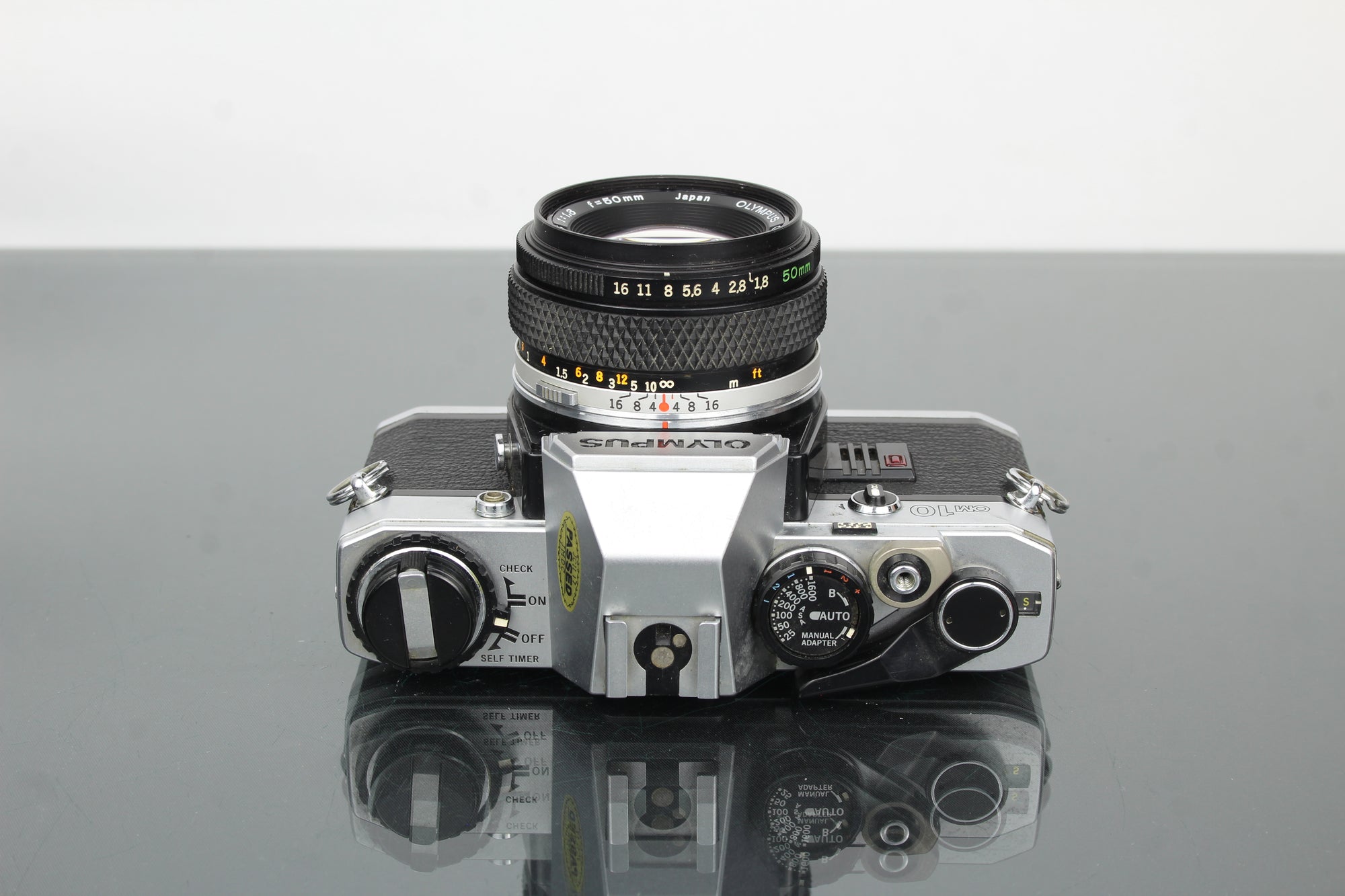 Olympus OM10 + objektiv Olympus 1:1.8 50mm
