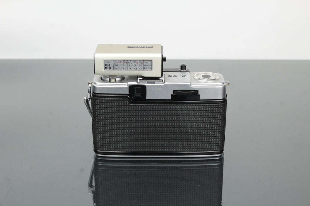 Olympus pen EE-3 Poloviční rám