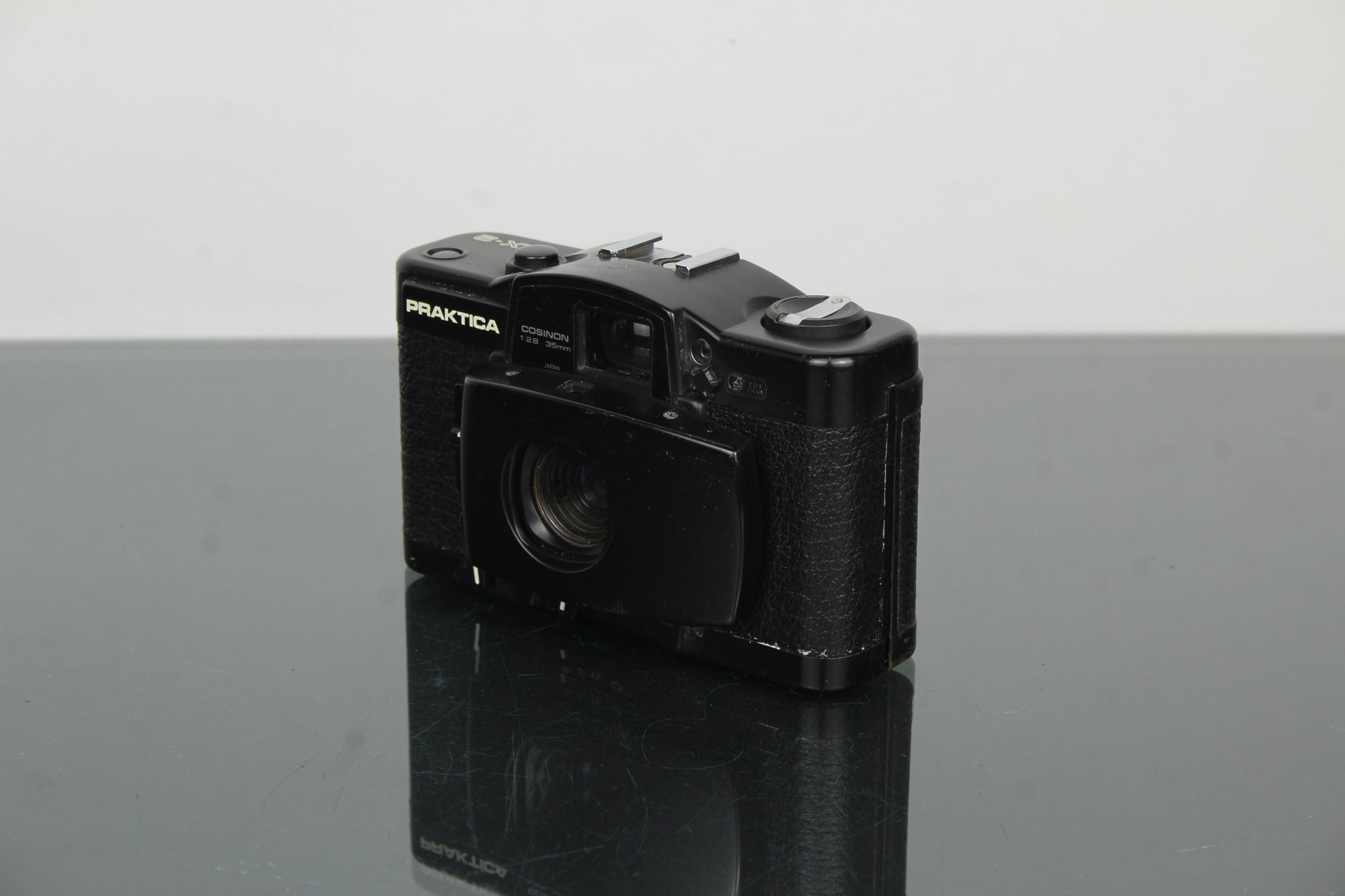 <tc>Praktica</tc> CX-2