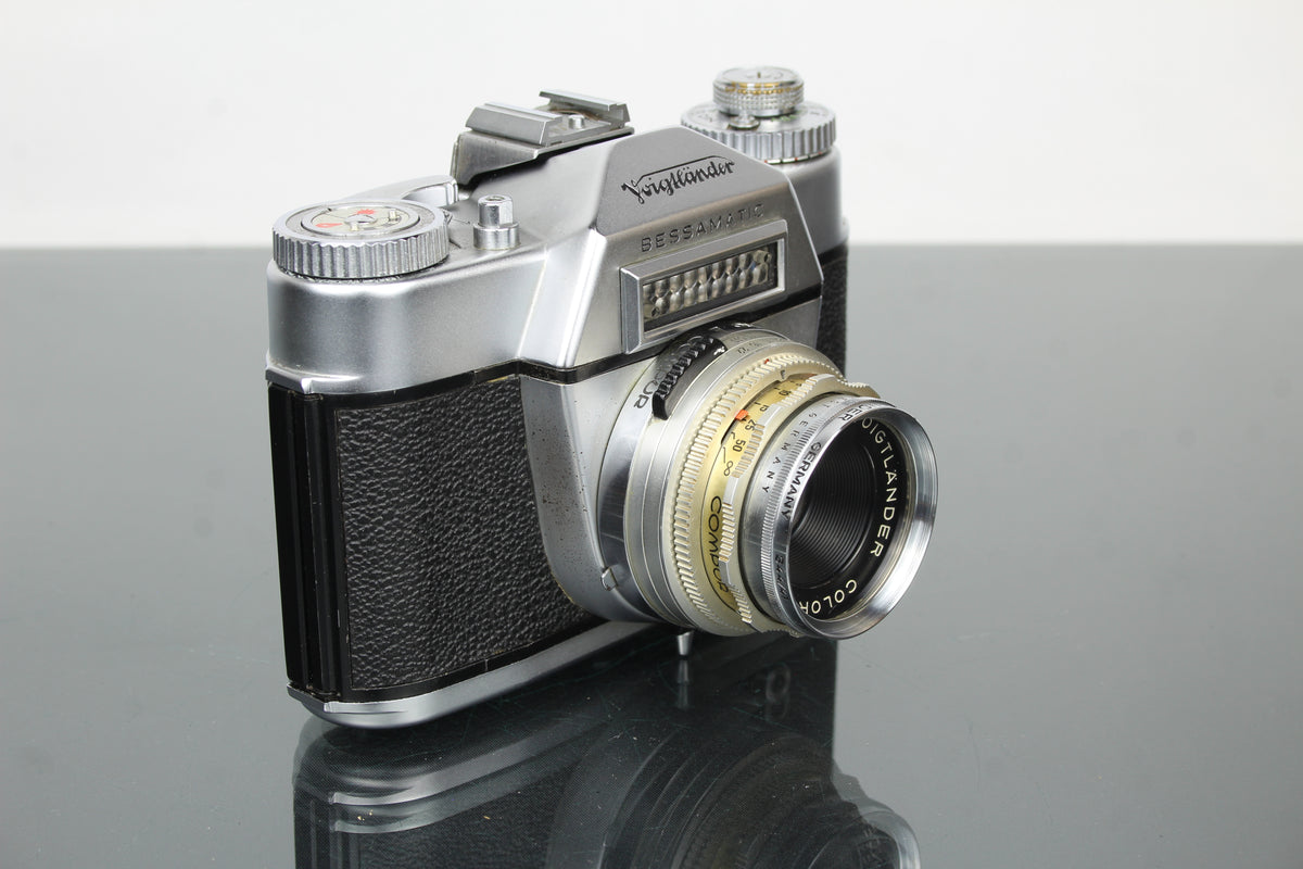 Voigtländer Bessamatic + 50mm f/2.8 Color-Skopar objektiv