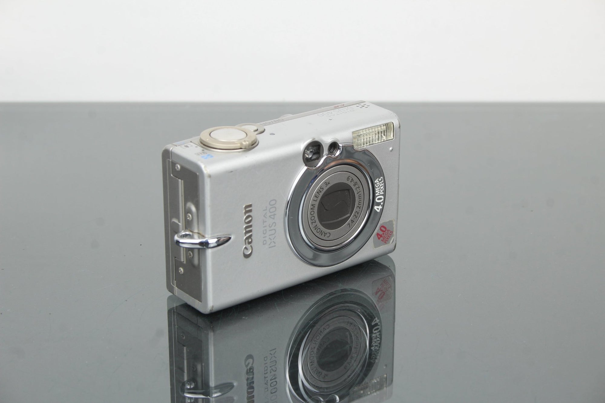 Canon IXUS 400 - Dutch|Thrift