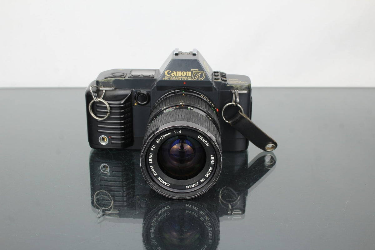 Canon T70 + Canon 35 - 70mm 1:4 - Dutch|Thrift