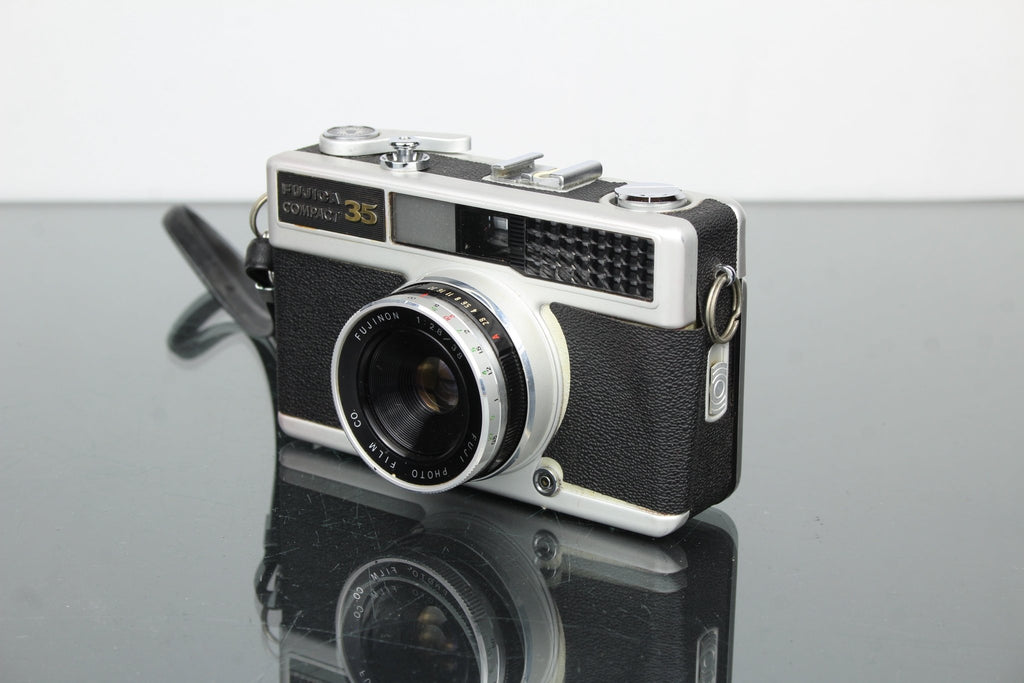 Fujica Compact 35 - Dutch|Thrift