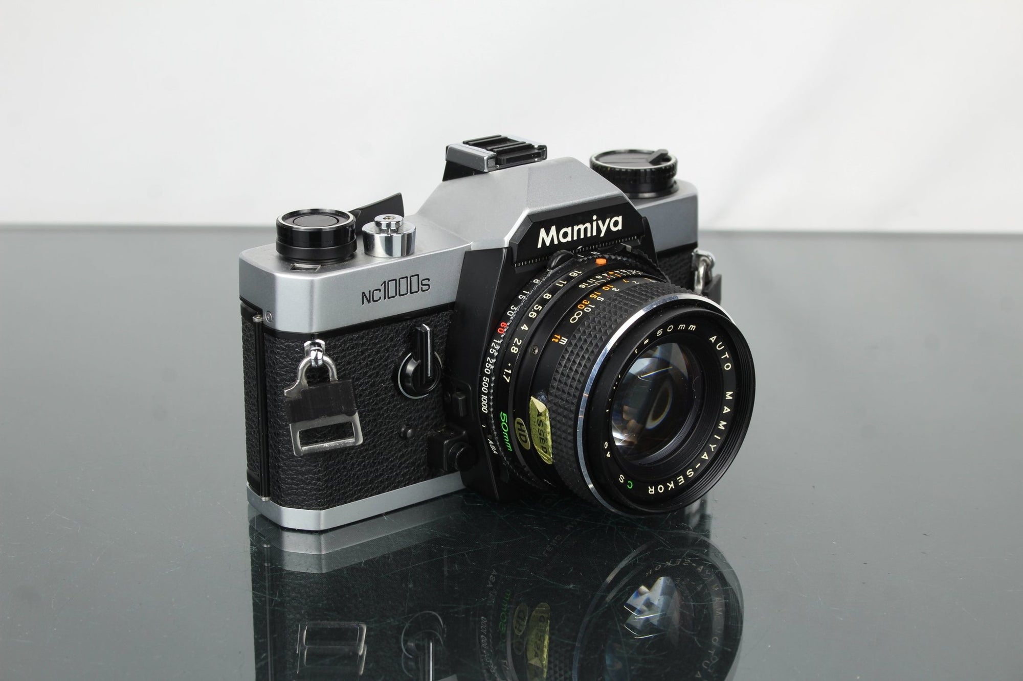 Mamiya NC1000s + 1:1.7 f=50mm lens - Dutch|Thrift