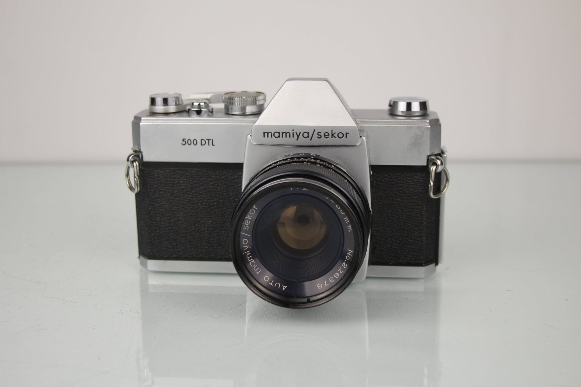 Mamiya/Sekor 500 DTL + Auto Mamiya/Sekor 1:2 f=50mm - Dutch|Thrift