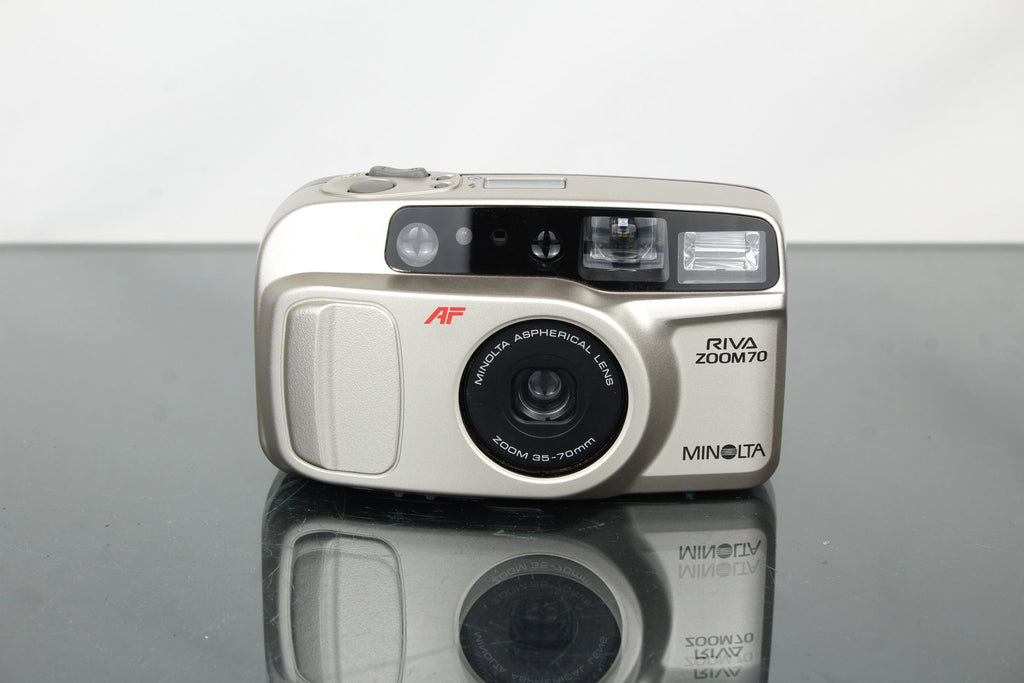 Minolta Riva Zoom 70 - Dutch|Thrift