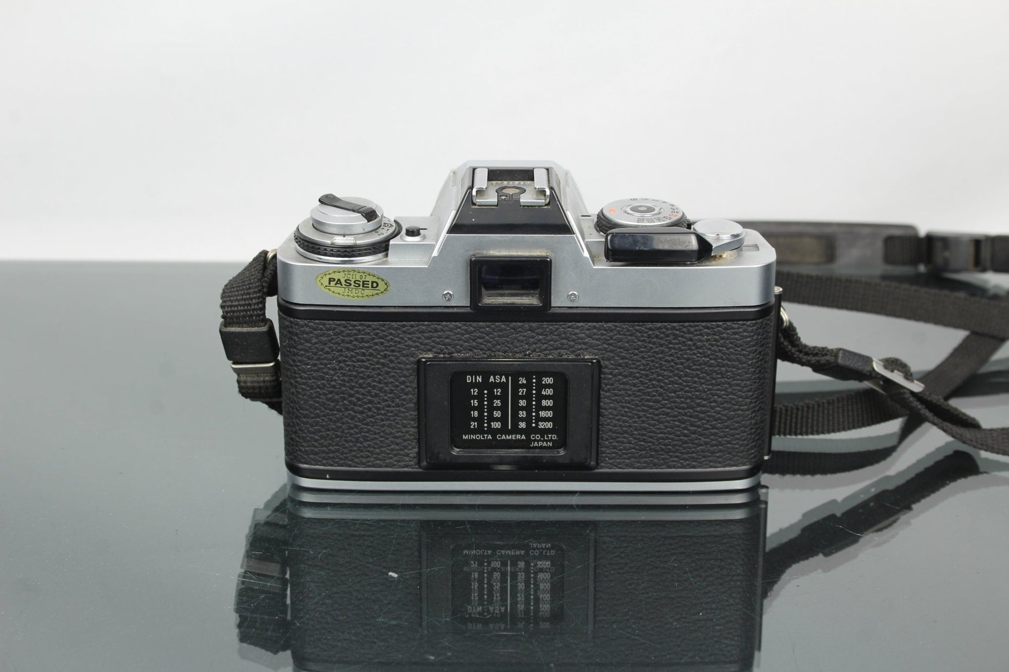 Minolta XG - M + Minolta MD 50mm 1:2 lens - Dutch|Thrift