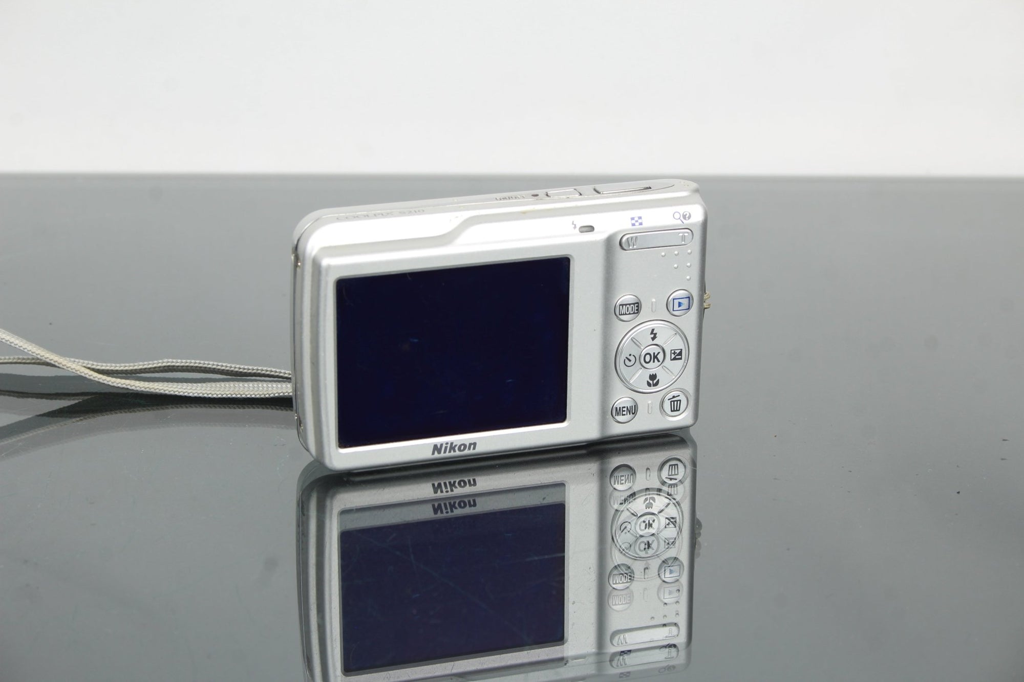 Nikon Coolpix S210 - Dutch|Thrift