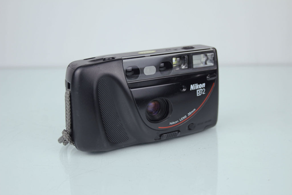 Nikon RF 2 - Dutch|Thrift