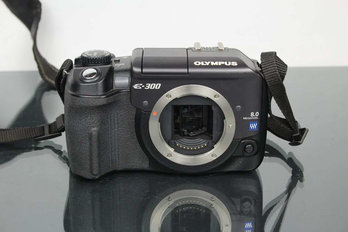 Olympus E300 - Dutch|Thrift