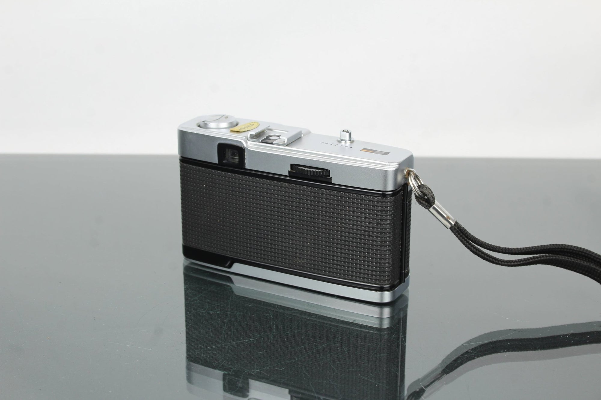 Olympus Trip 35 - Dutch|Thrift