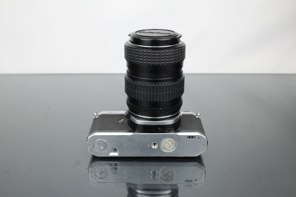 Pentax ME + 40 - 80mm 1:2.8 - 4 Pentax lens - Dutch|Thrift