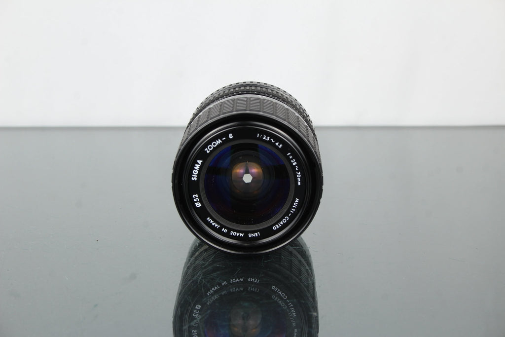 Sigma zoom 1:3.5 - 4.5 28 - 70mm Praktica B mount - Dutch|Thrift