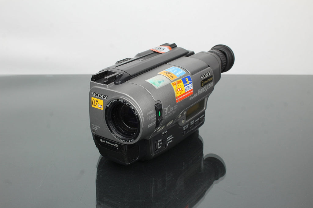 Sony Handycam CCD - TR820E Hi8 - Dutch|Thrift