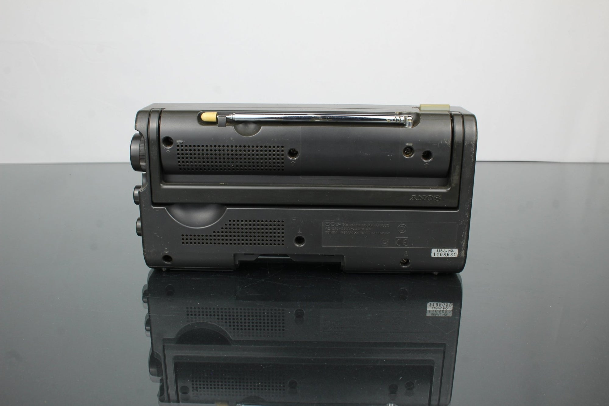 Sony ICF - SW600 - Dutch|Thrift