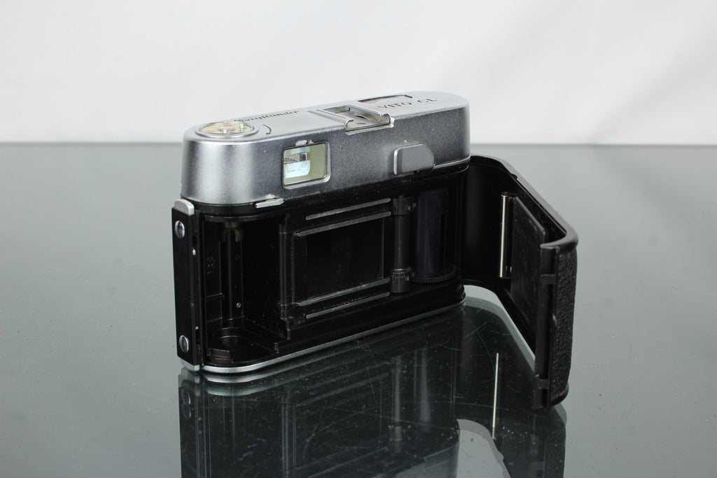 Voigtlander Vito CL - Dutch|Thrift