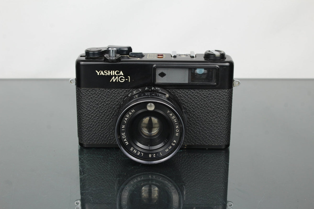 Yashica MG - 1 - Dutch|Thrift